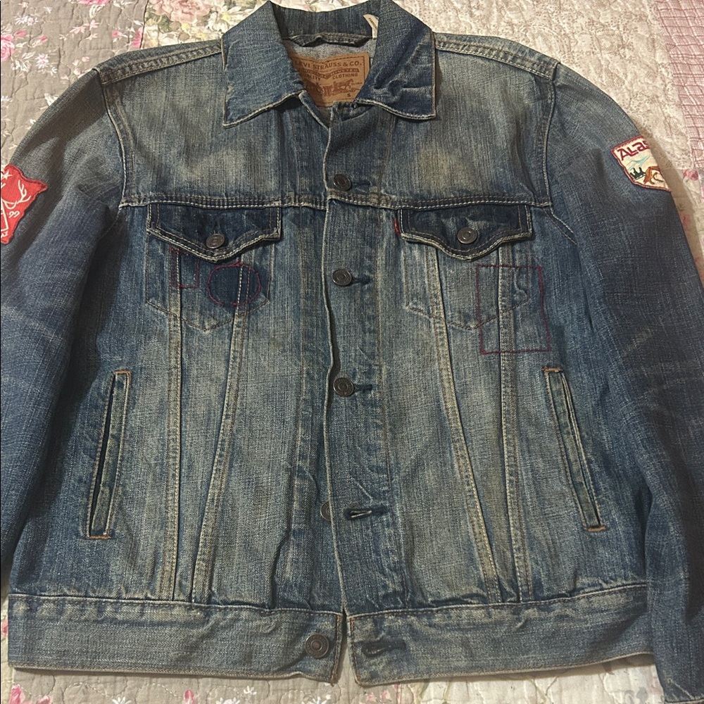 Levi’s Men's Denim Jacket with Patches